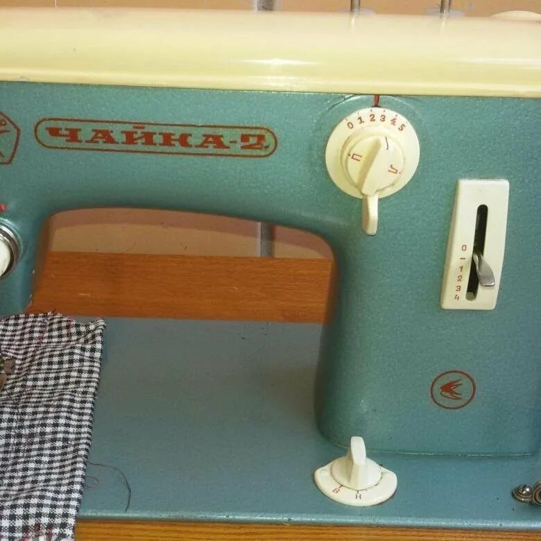 Швейная машинка чайка 2м. Марки швейных машин чайка. Электрическая швейная машинка чайка 132м. Швейная машинка чайка 2м. Швейная машина чайка 2.