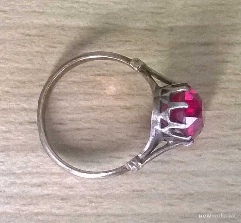 пять колец пять кругов. желтое кольцо олимпиады. дети олимпиады. почему 5 олимпийских колец. символ олимпийских игр пять колец.