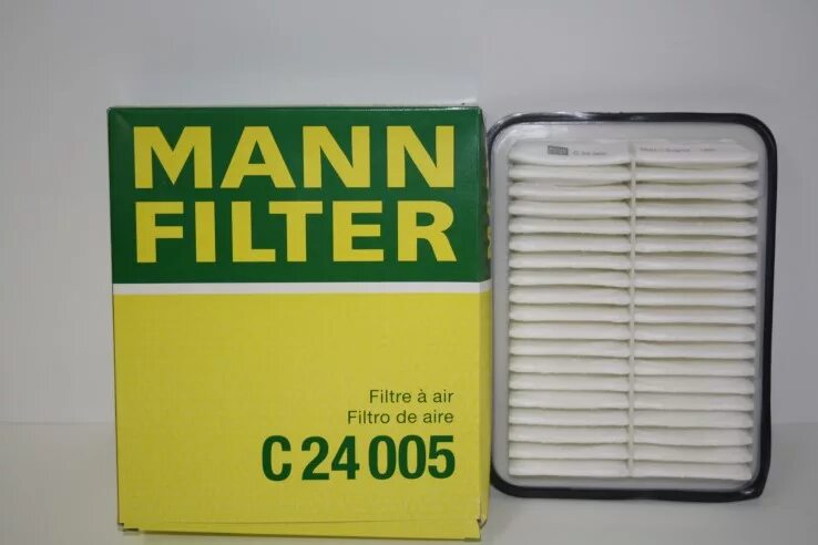Фильтр воздушный королла 150. Фильтр воздушный Mann c24005. Фильтр Манн Тойота Королла 150. Mann 24005 фильтр. Воздушный фильтр Манн с3766.