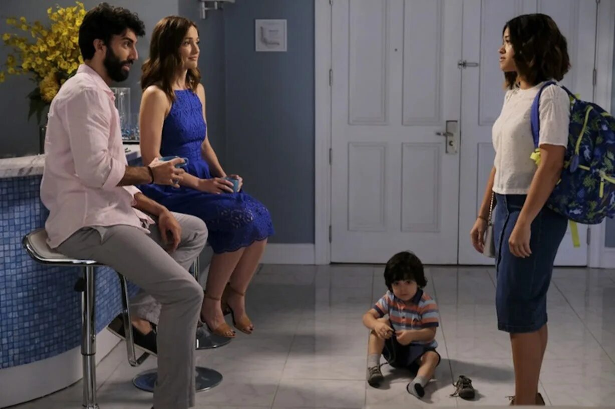 Девственница джи. Девственница джейн \ jane the virgin.