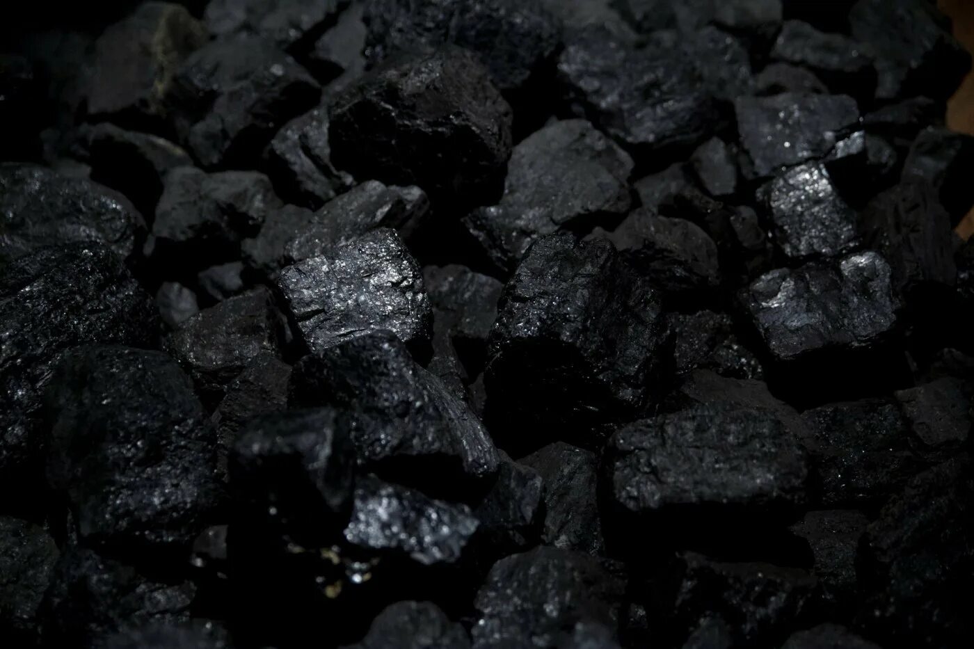 Уголь. Каменный уголь. Текстура угля. Черный уголь.