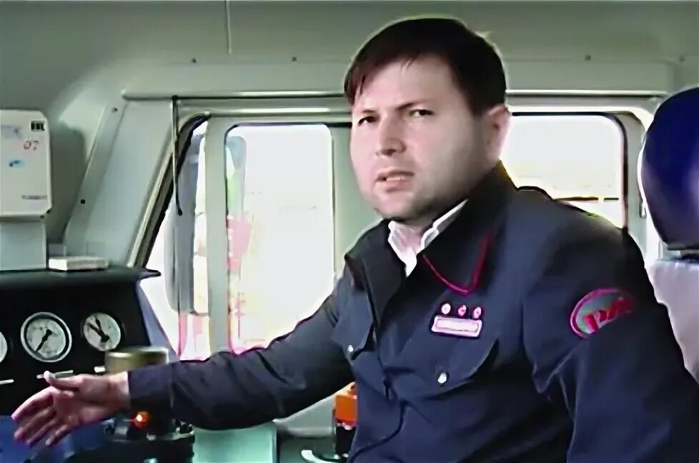 Машинист инструктор ржд. Коннов владимир викторович машинист инструктор. Коннов владимир машинист-инструктор электродепо. Локомотивное депо гудермес тч 25. Виктор безверхий машинист.