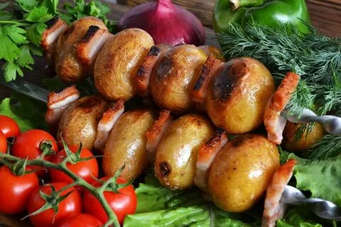 Картофель на мангале с салом рецепт