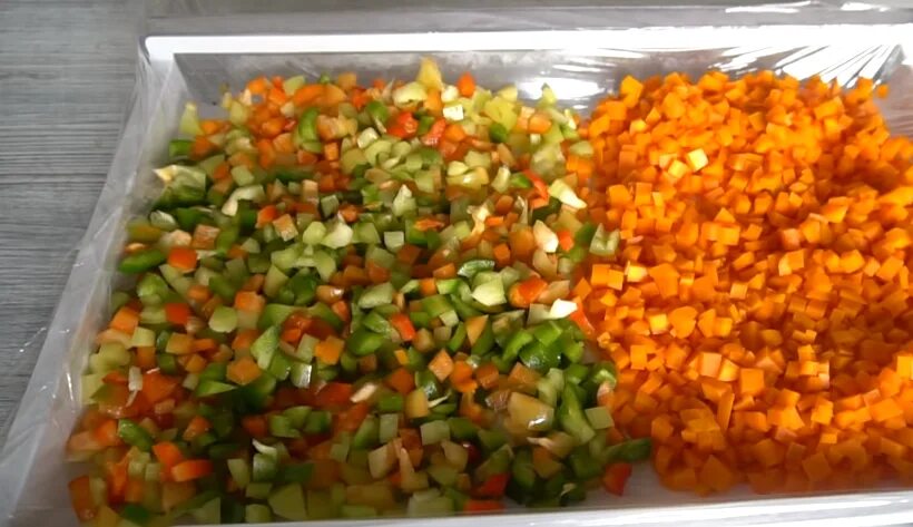 Смесь овощей на зиму. Овощные смеси на зиму заморозка. Смесь из овощей для заморозки на зиму. Овощная смесь на зиму в морозилку.