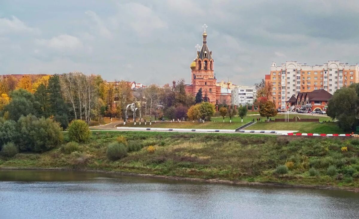 Озеро Борисоглебское в Раменском. Раменский парк Борисоглебское озеро. Ават раменского