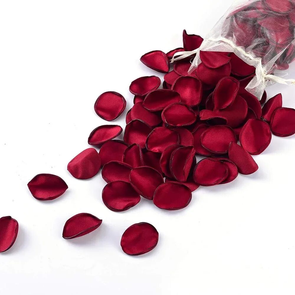 Почему лепестки роз. Лепестки роз. Розовые лепестки. Лепестки красных роз. Лепестки розовых роз.