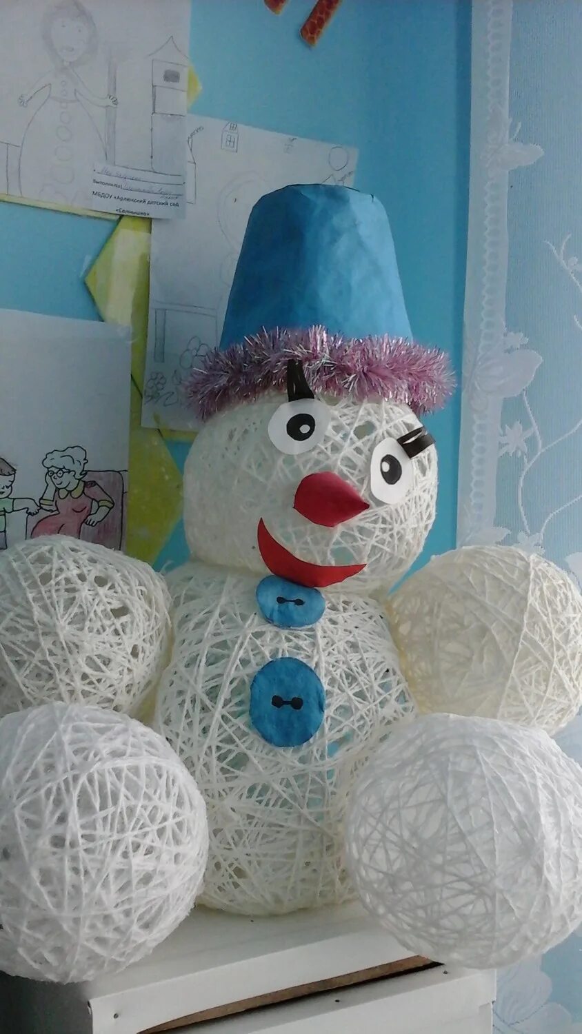 новогодние поделки новогодний серпантин. новогодний серпантин конкурс поделок. новогодний серпантин поделка в садик. новогодний серпантин конкурс поделок в детском саду. новогодние поделки новогодний серпантин.