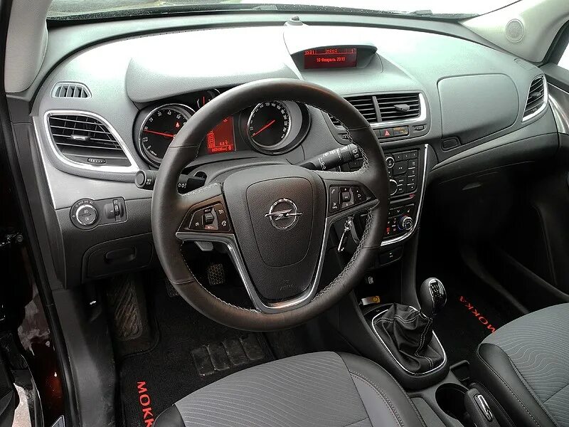 Панель opel mokka. Opel mokka торпеда. опель мокка 2012 салон. опель мокка салон. торпедо opel mokka.