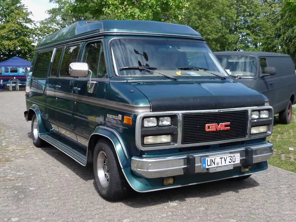 Американский фургон gmc vandura. Gmc 1990. Gmc van. Шевроле вандура. Gmc vandura 3500.
