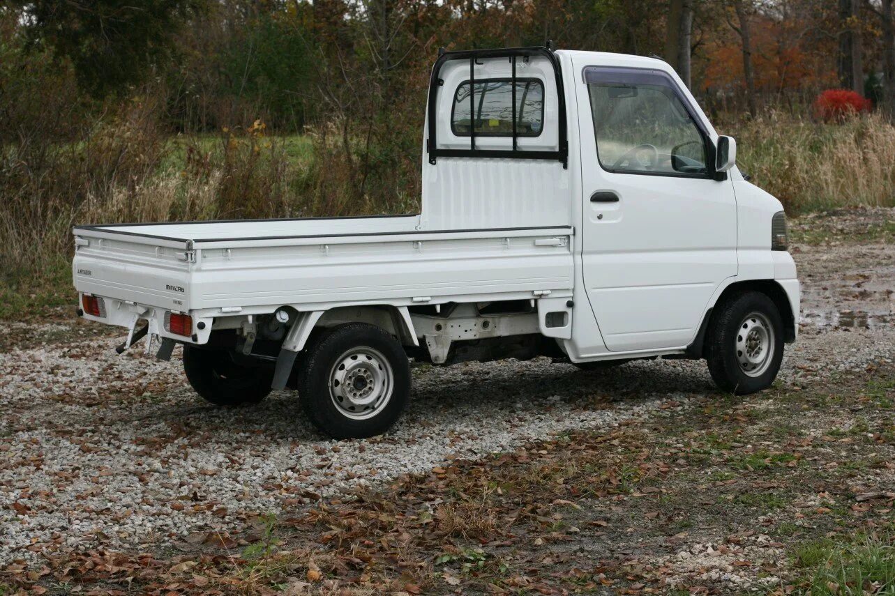 Мини грузовики до 1 тонны. Mitsubishi Mini Truck. Минигрузовики 4вд. Минигрузовики 4вд до 1 тонн. Mini Truck Mitsubishi 2021.