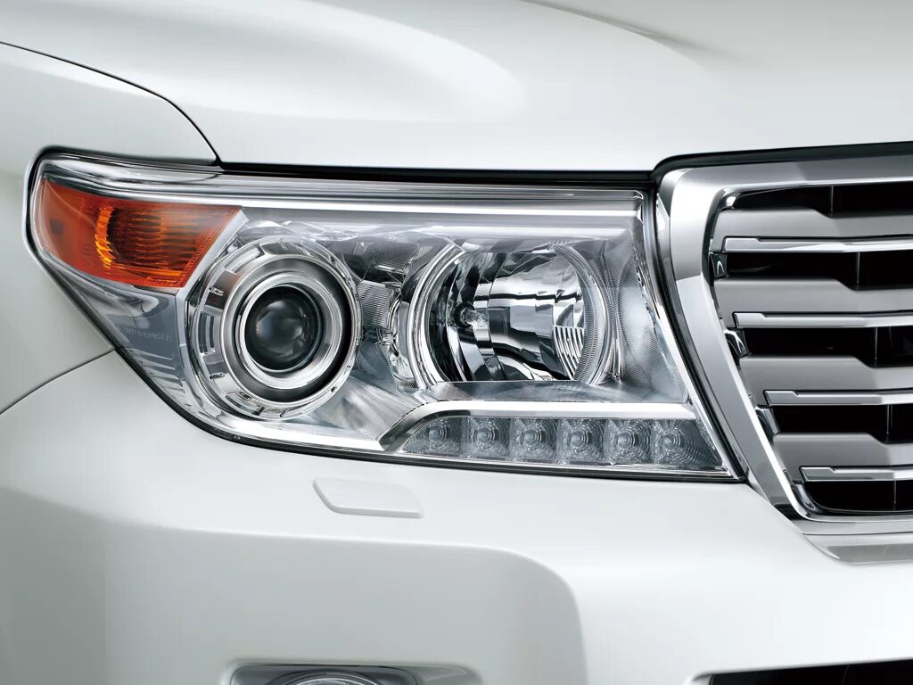Фара тойота 200. Фары toyota land cruiser 200. фара ленд крузер 200 рестайлинг. оптика тойота ленд крузер 200. фары toyota land cruiser 200 2012.