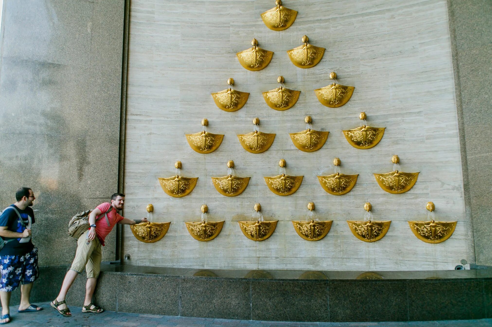 фонтан желаний. фонтан желаний в алма-ате. фонтан желаний. фонтан синестра фонтан желаний. фонтан желаний.