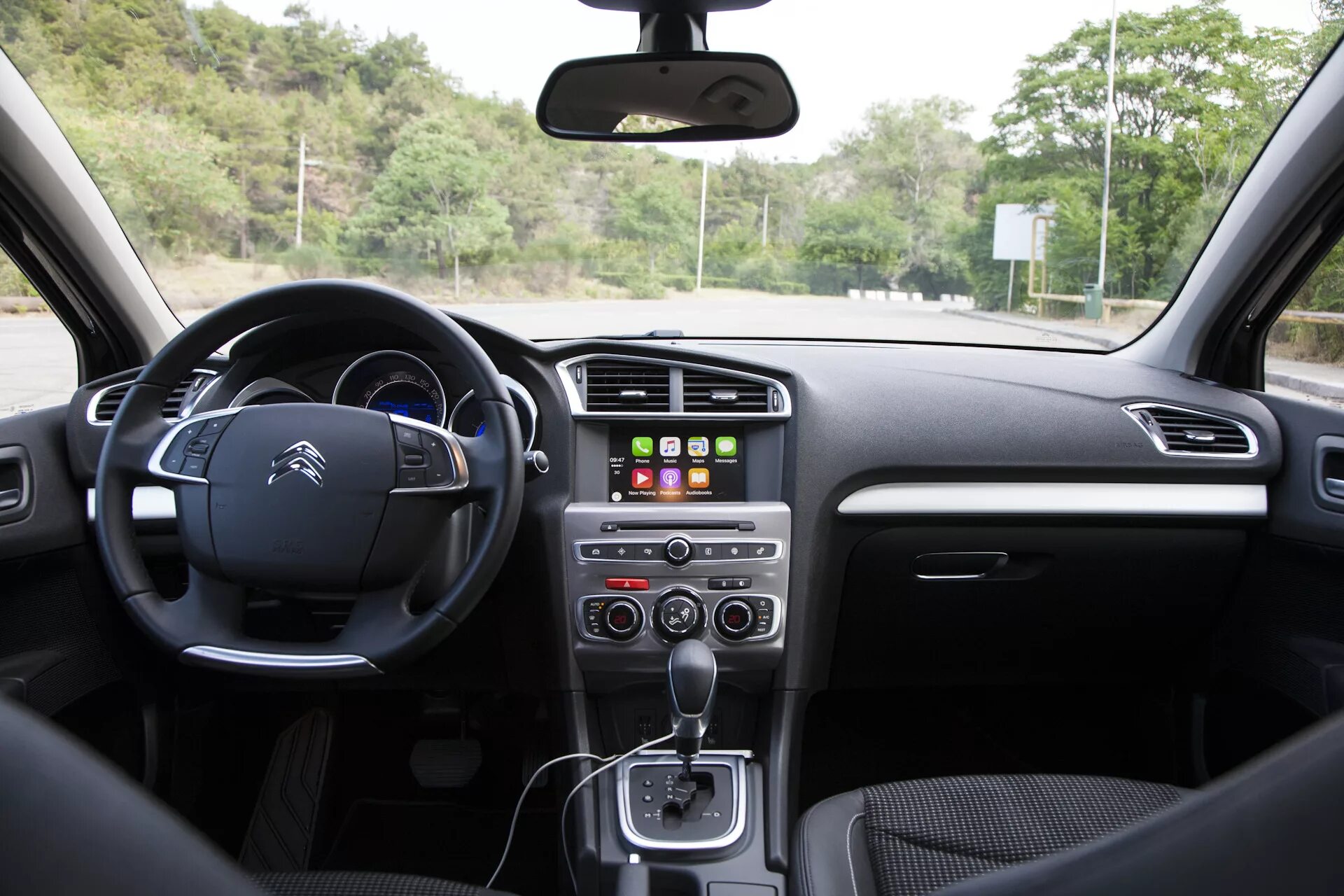 Ситроен ц 4 седан салон. Citroen комплектация. Citroen комплектация. Citroen комплектация. Citroen ds3 2010.