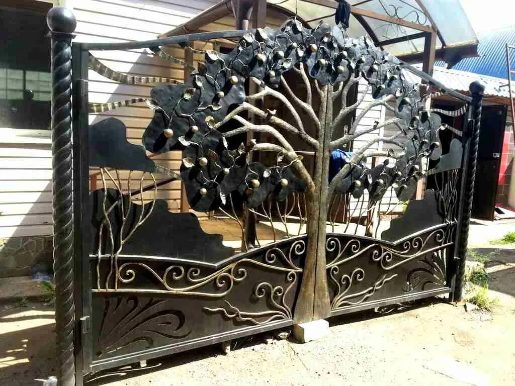 Готовые металлические изделия. Кованые ворота. Эксклюзивные изделия из металла. Кованые ворота художественная ковка. Самые красивые кованые ворота.