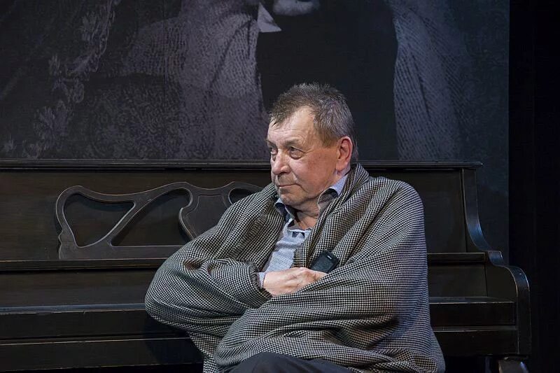 Актер евгений карельских биография личная жизнь семья Евгений Карельских: фильмы, биография, семья, фильмография Кинопоиск