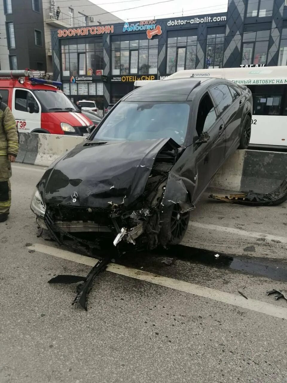 Смертельная авария в ростове. 11. Дтп со скорой сегодня в ростов-на-дону. Дтп в ростове сегодня. 2020.