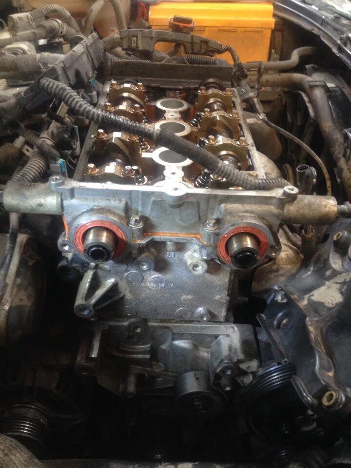 Замена сальника распредвала опель. Грм распредвалов опель зафира 1. Замена сальника распредвала опель. Опель н 1. Сальник распредвала opel astra h.