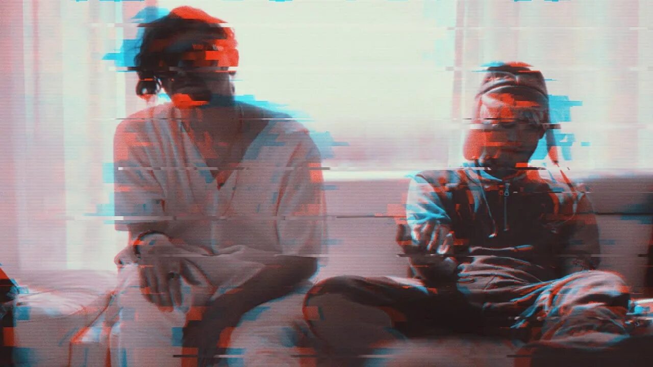 Лил пип witchblades. Lil peep in the wind. Лил пип и лил трейси. Lil peep in the wind. Lil tracy 2016.