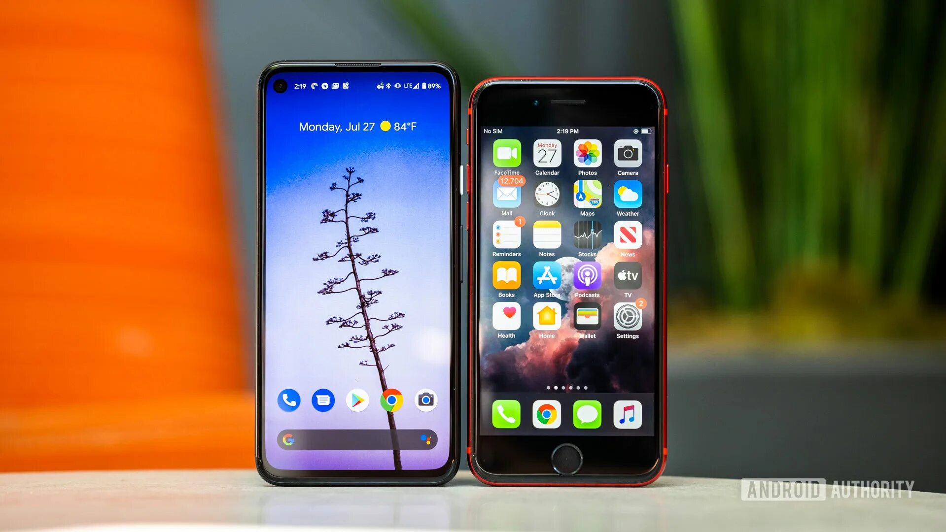 Айфон xl. Google pixel 8 дата выхода. Pixel 4 vs iphone x. Pixel 8 или iphone. Iphone 12 mini vs se 2020.