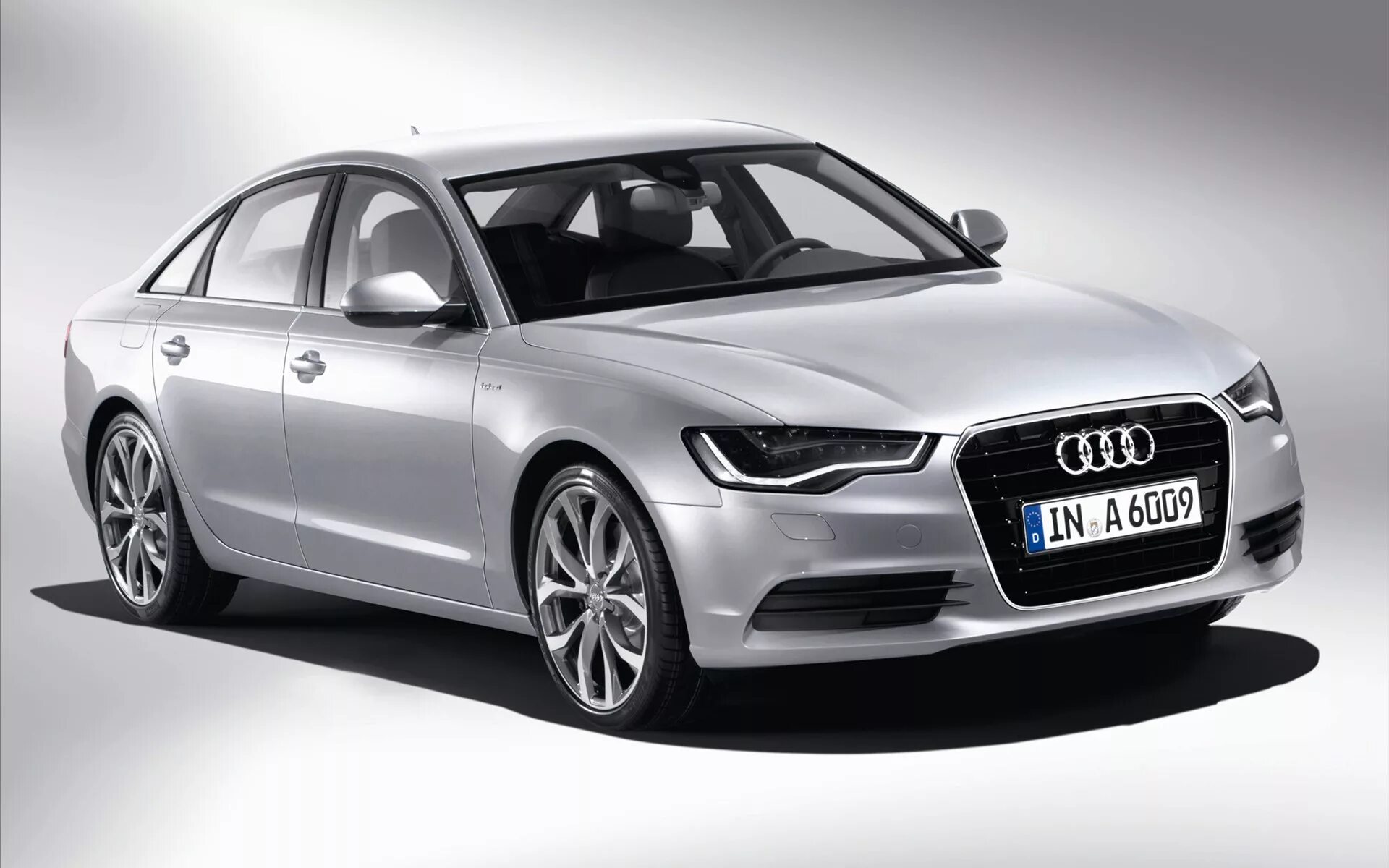 Автомобиль audi a6