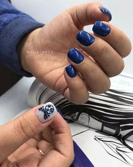 Шеллак 2024 новый. Цвет шеллака в моде 2024. Ногти металлик. Трендовый шеллак 2024. Хромированные ногти.