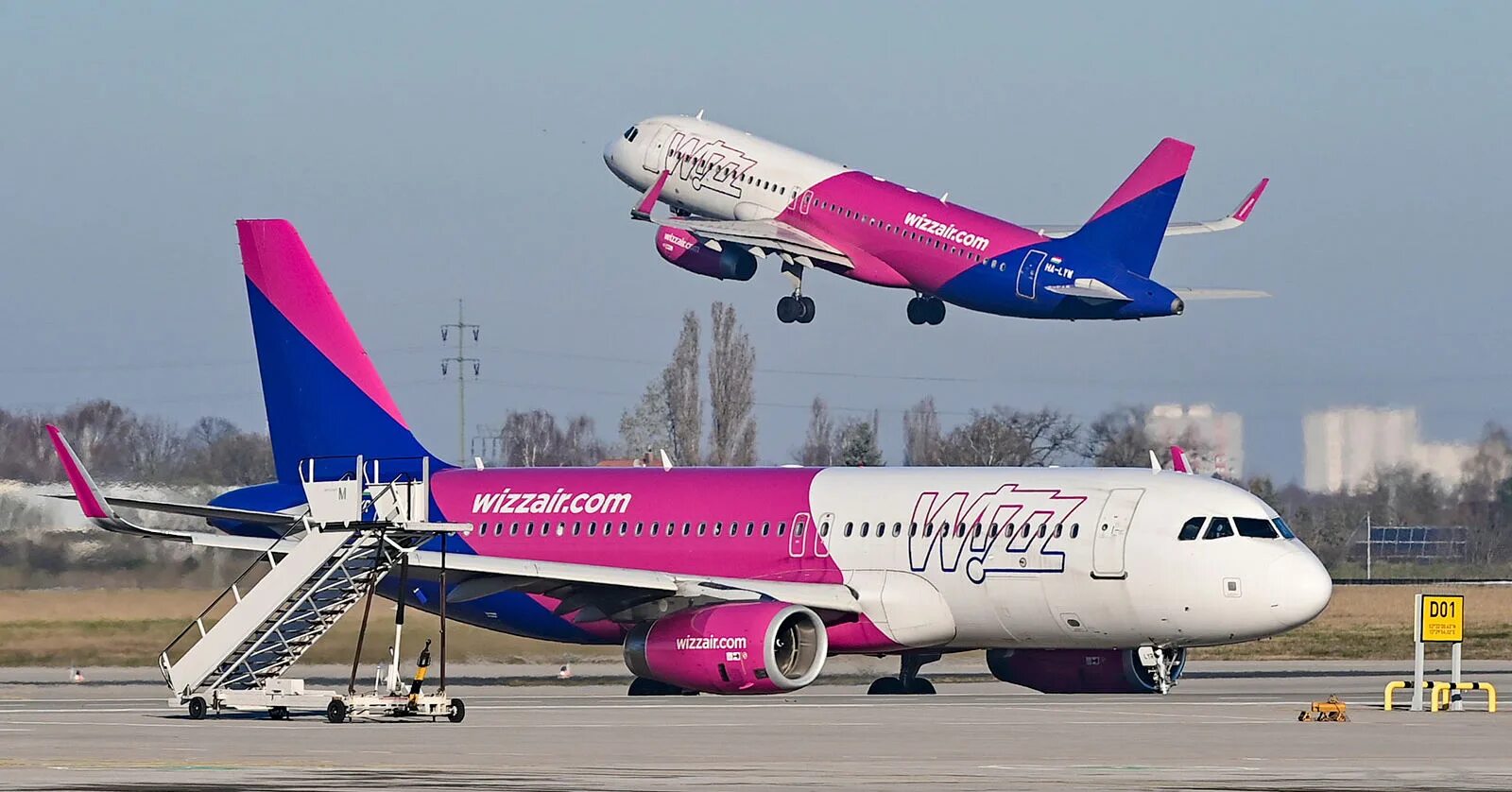 Wizzair москва. Wizz Air самолеты. Wizz Air 32e Seat. Wizz Air a321neo. Лоукостер Wizz Air Abu Dhabi отменил рейсы в Москву.