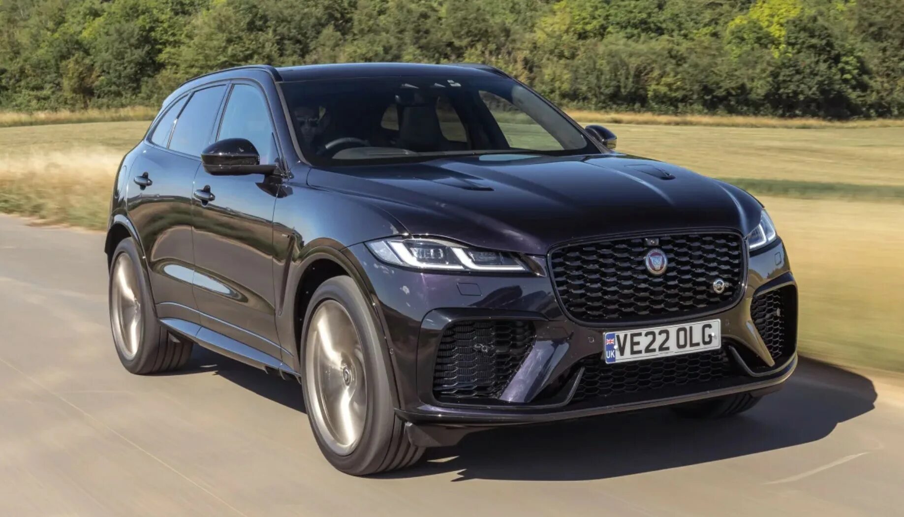 Pace 2025. Jaguar f-pace 2025. jaguar f-pace svr 2025. ягуар 2025 новый f-pace. новый ягуар 2025.
