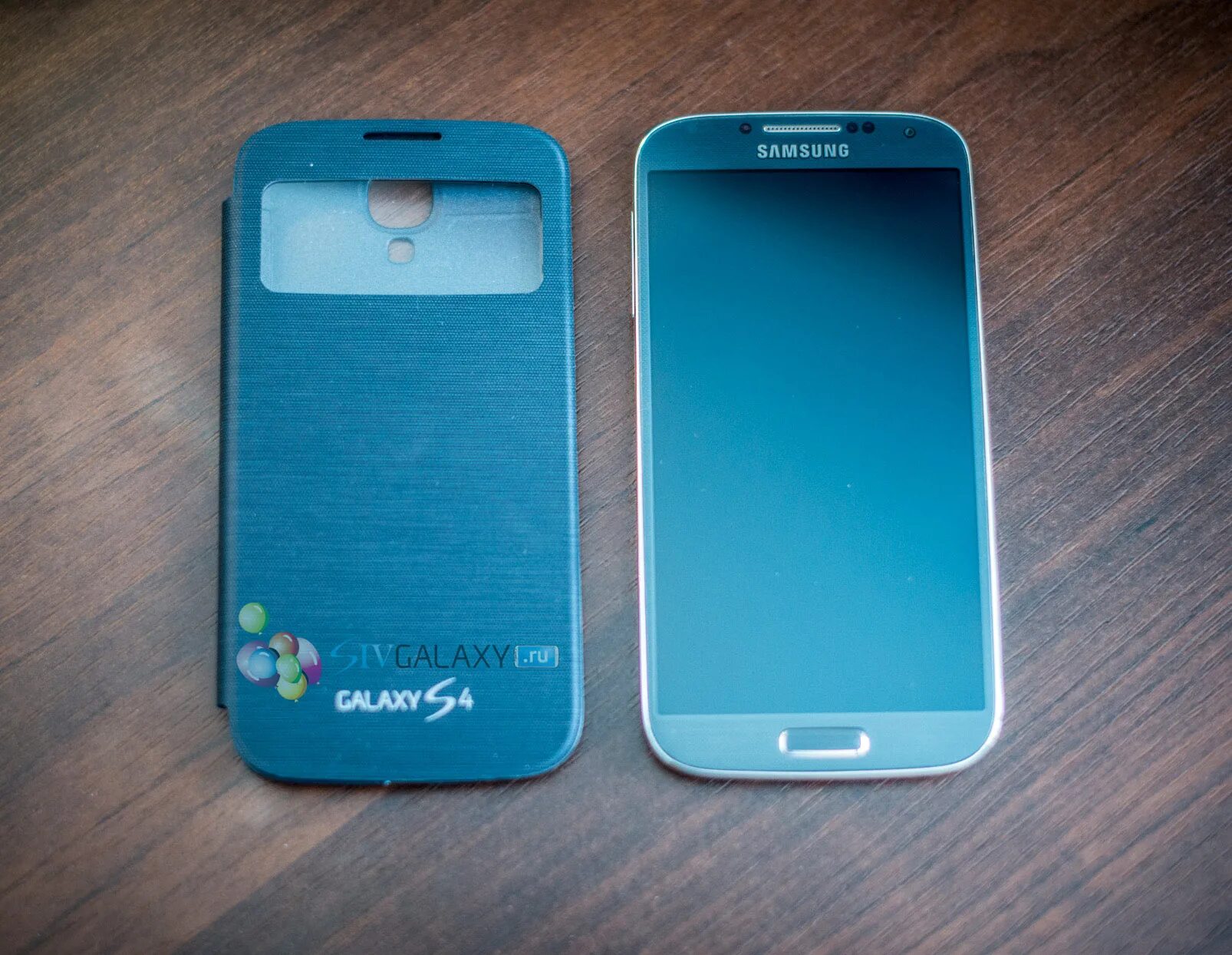 Samsung galaxy купить на авито. Самсунг с4 синий. Samsung Galaxy 4 5. Самсунг галакси с4 floq. Самсунг галакси с4 9880.