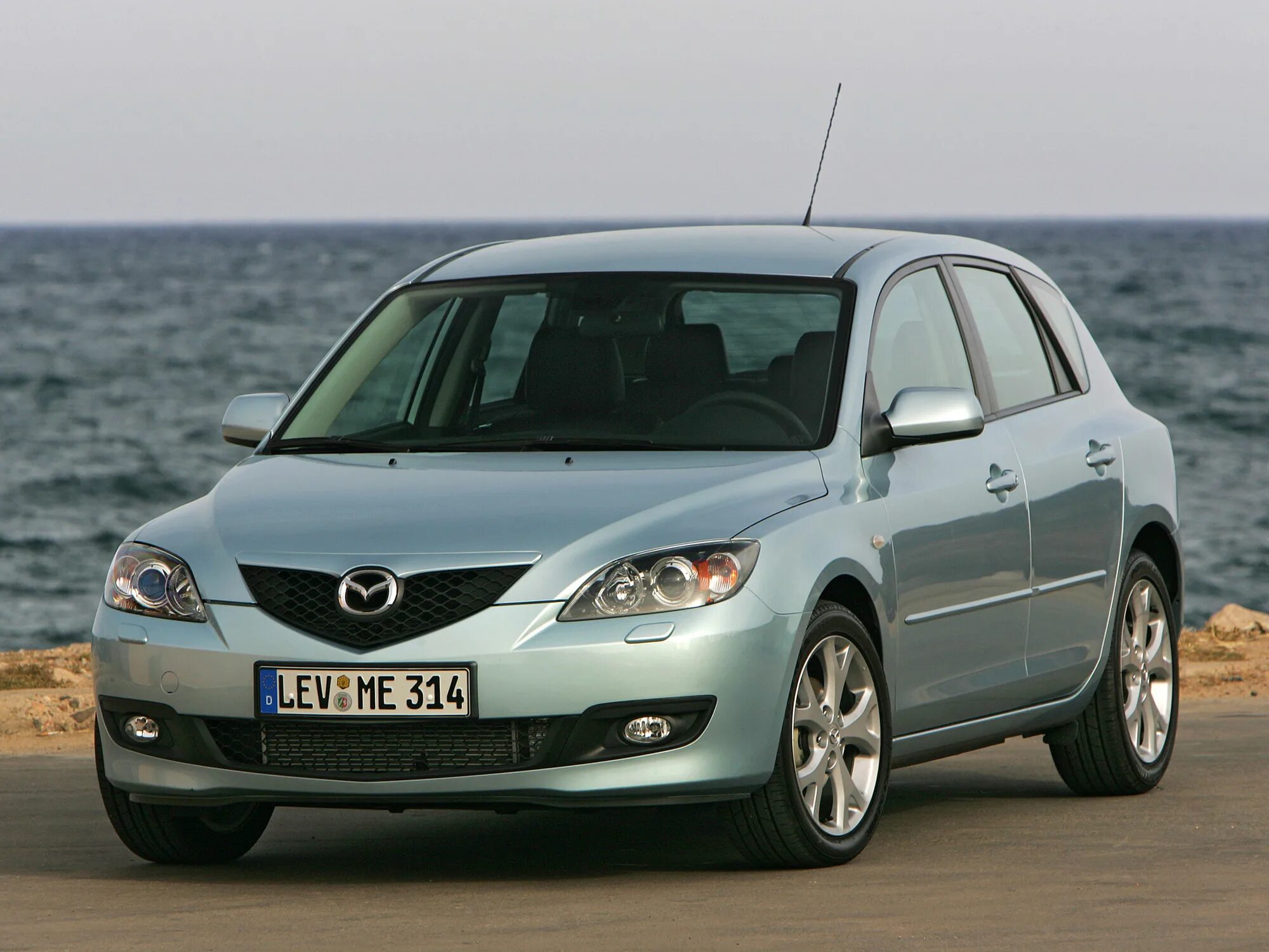 Mazda 3 2006 хэтчбек. Мазда 3 2006 хэтчбек 1.6. Мазда 3 Axela 2003-2009. Mazda 3 2009 хэтчбек. Mazda 3 bk 2009