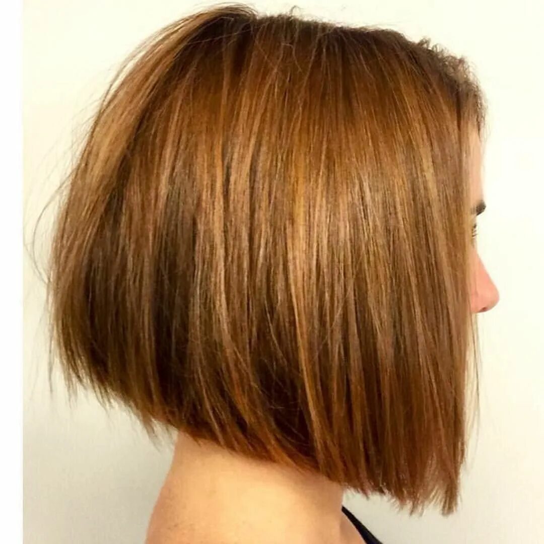 Shannon Wig by Rene of Paris. Chin length bob wig - HairWeavon