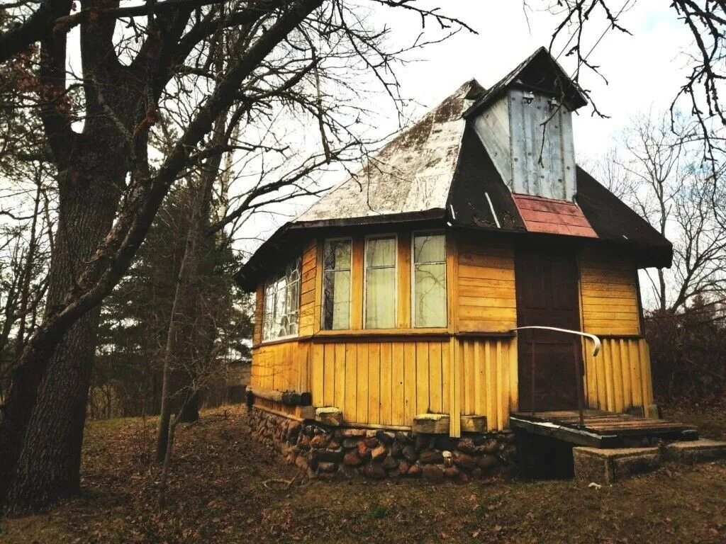 Витебск недвижимость. Готовый дом на острове без соседей -проект. Купить дом среди гор без соседей картинки. Недвижимость витебск