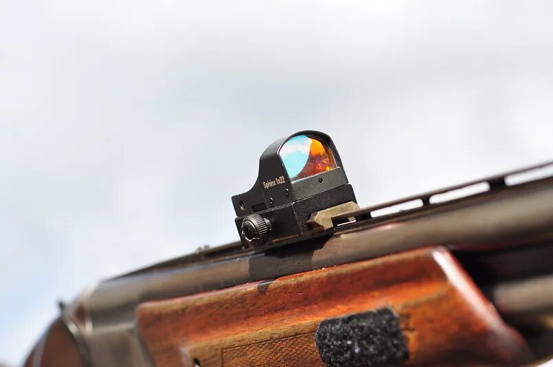 прицел на горизонталку 12 калибра. коллиматор на 12 калибр вертикалка. прицел aimpoint micro s-1. коллиматорный прицел на вертикалку. коллиматорный прицел на тоз 34.