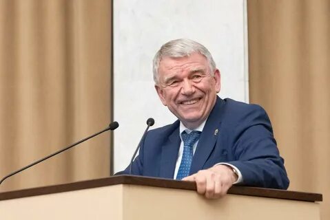Со председатели