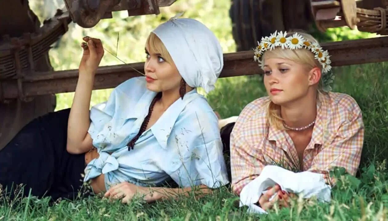 Девушки в деревне. Современные русские женщины. Наташа виноградова. Деревня девушки женщины. Деревенские девушки.