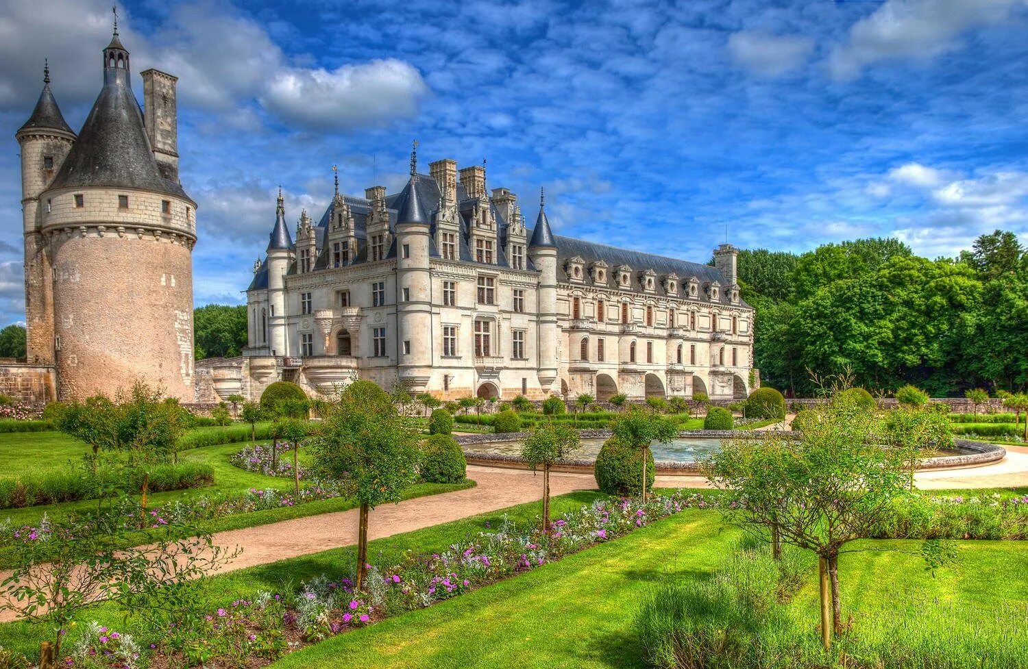 Замок Англия Шато. Замок Ментенон Франция. Красивый замок. Красивый дворец.