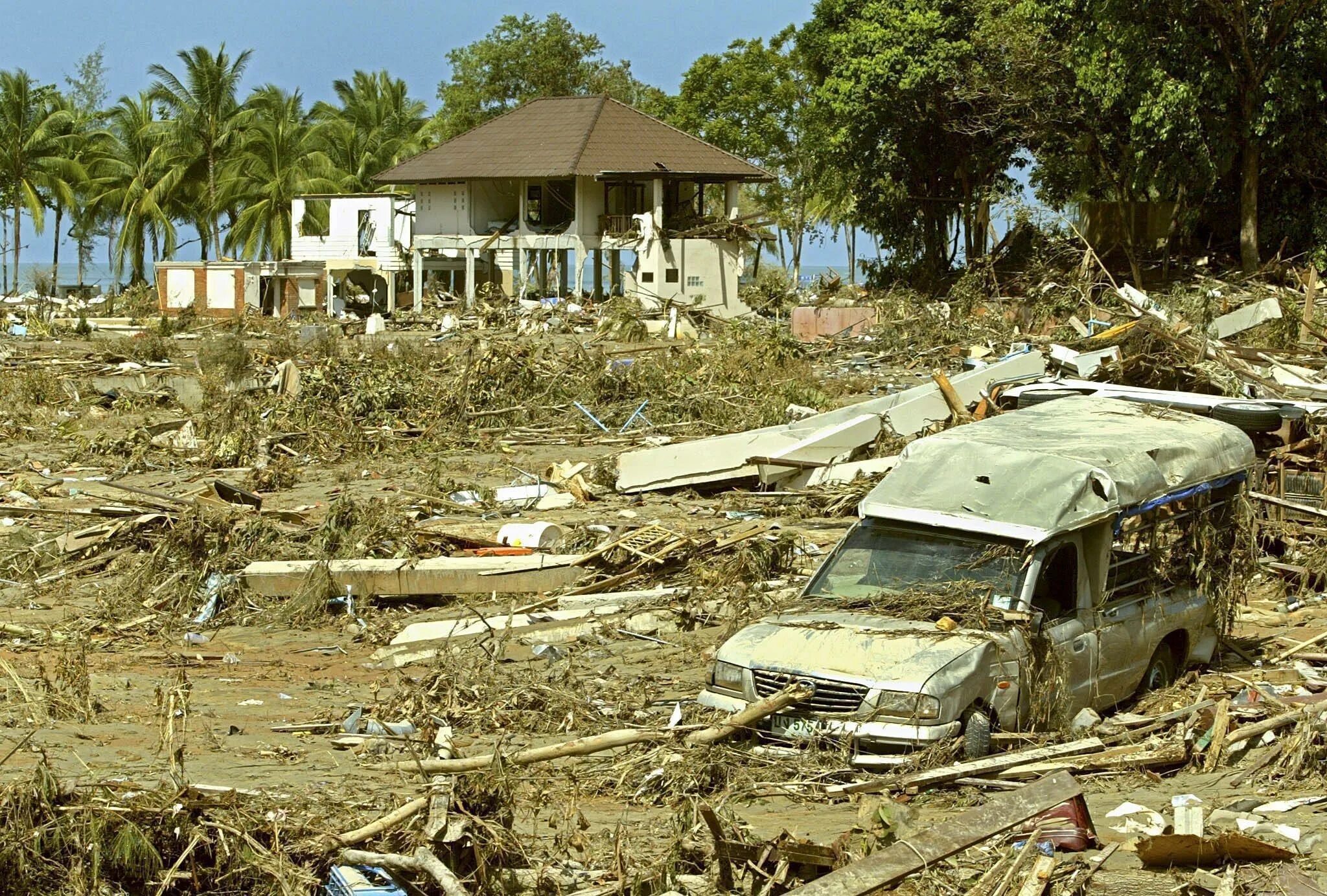 Землетрясение в тайланде новости. Као лак Тайланд ЦУНАМИ 2004.