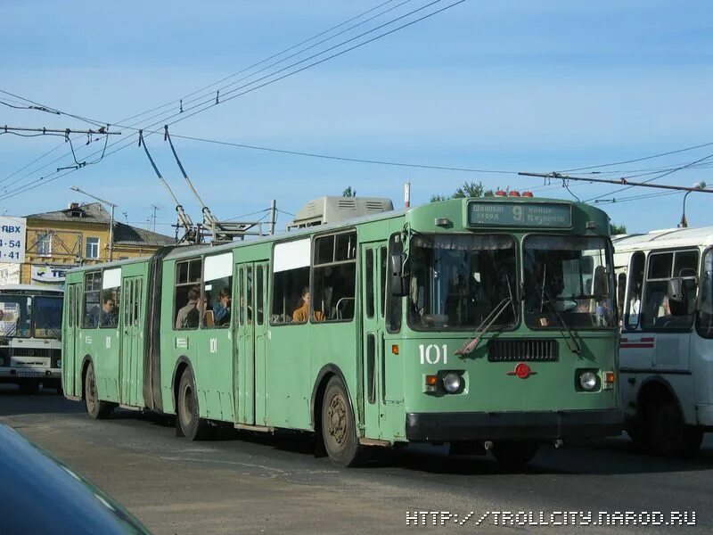 Троллейбус 3 саратов. Санкт петербург троллейбус 4953. Троллейбус 3. Тролза оптима. 12 троллейбус казань.