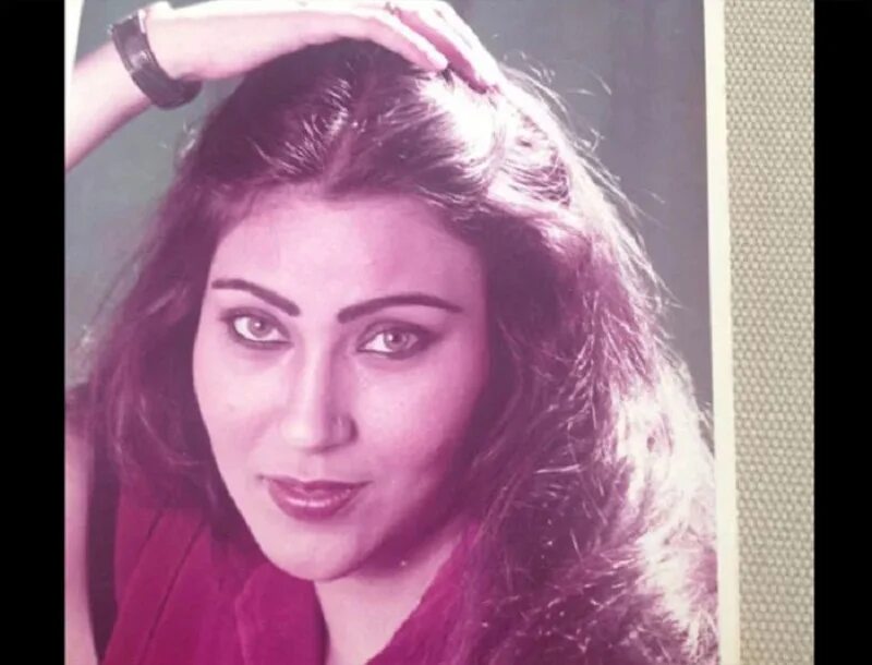 хелена люк. йогита бали и митхун чакраборти. хелена люк жена митхуна чакраборти. хелен люк. хелена люк, йогита бали.