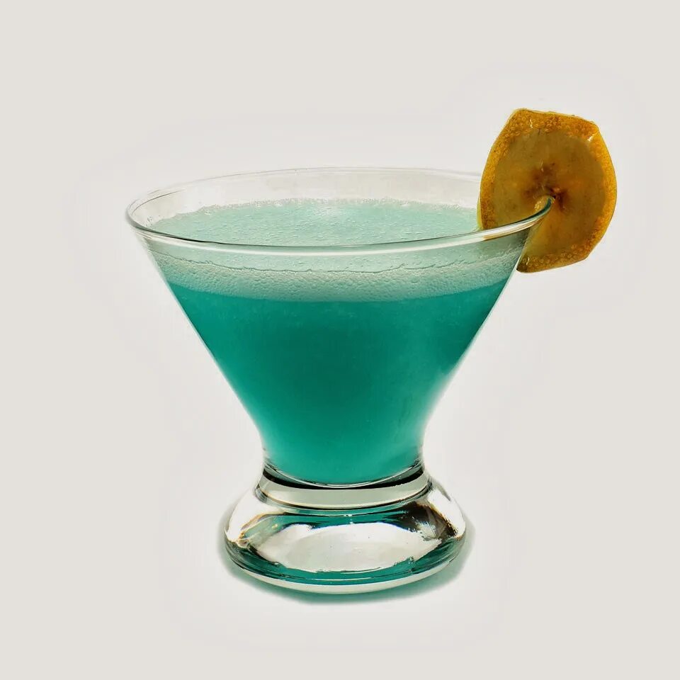 Голубая лагуна сироп блю кюрасао. Коктейль blue curacao. Коктейль кюрасао. Коктейль с куантро и блю кюрасао. Дайкири голубой коктейль.
