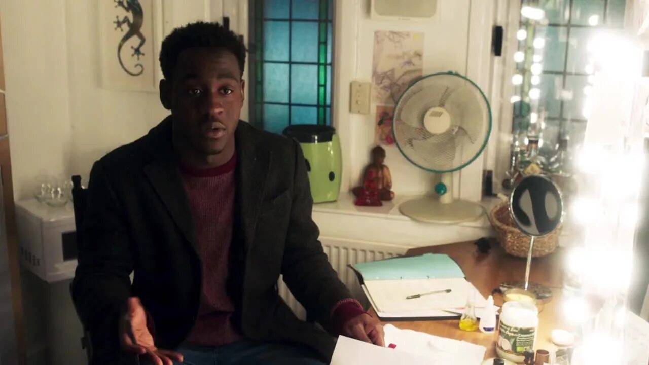 отвязные приключения в лондоне (2017). отвязные в лондоне. отвязные приключения в лондоне (2017) lost in london. отвязные приключения в лондоне дэниел рэдклифф. отвязные в лондоне.