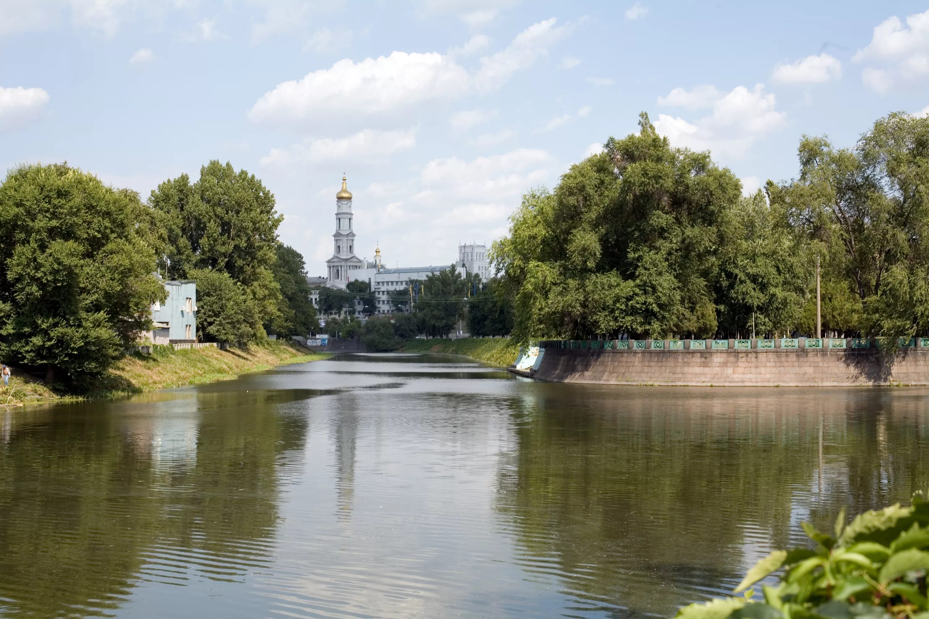 Река в харькове. Харьков река Лопань. Лопань (река). Река Харьков Харьков. Река Лопань Белгородская область.