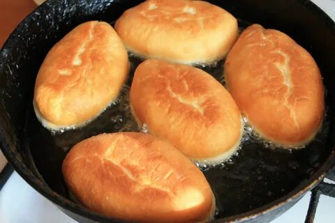 Можно сковородку пирожки