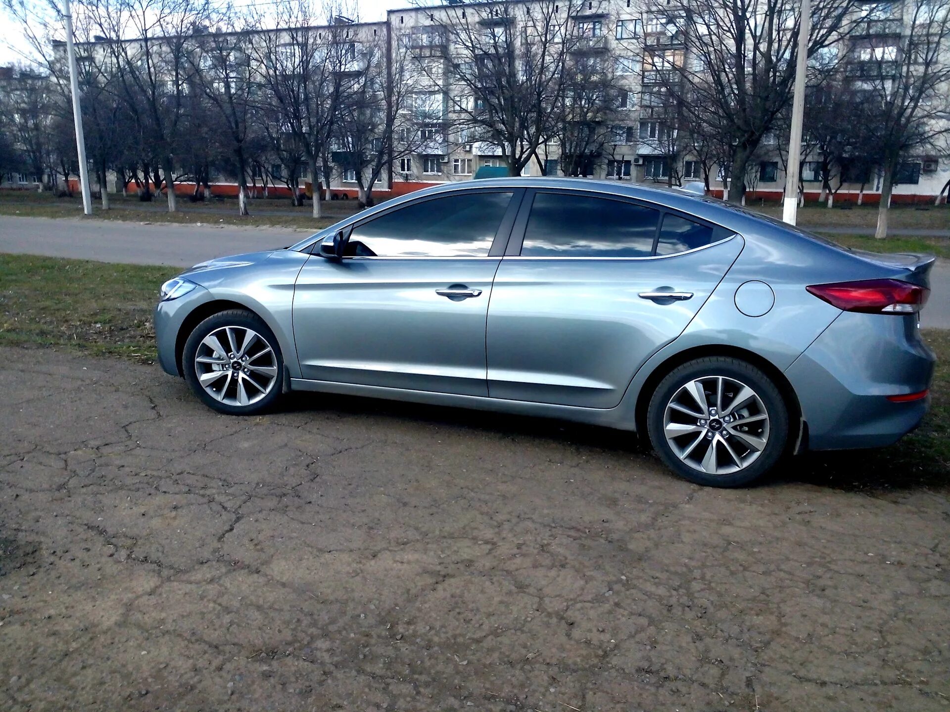 Диски элантра размер. Hyundai elantra ad r17. элантра на 17 дисках. r17 hyundai elantra vi. диски хендай элантра 6.
