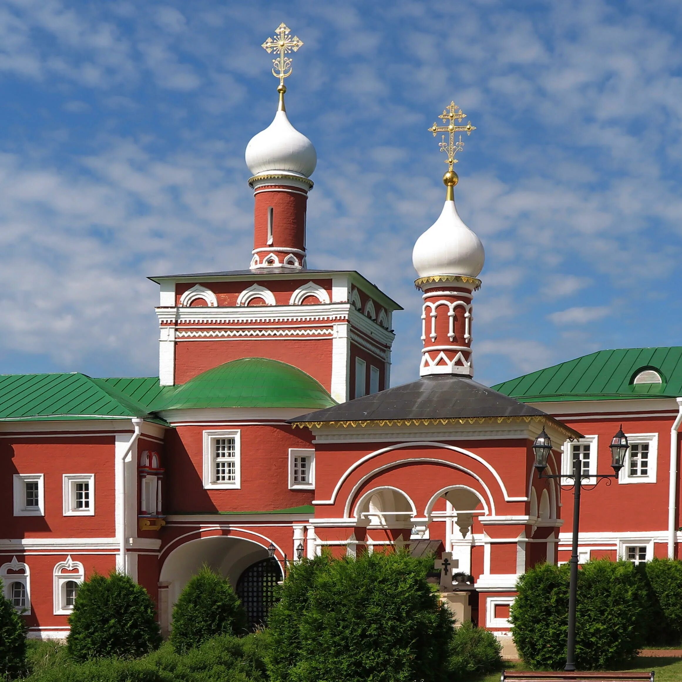 Пешношский монастырь сайт. Николо-Пешношский монастырь Дмитровский. Монастырь Николо Пешношский монастырь. Луговой. Николо-Пешношский монастырь..