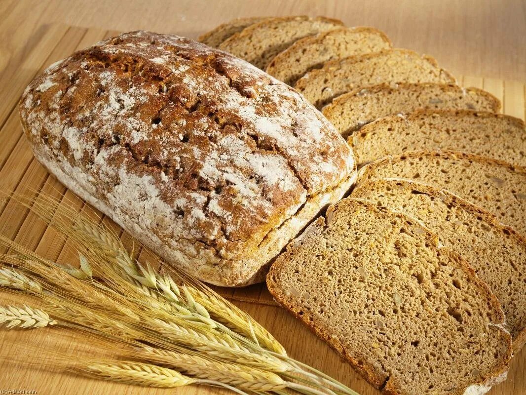 Хлеб из цельнозерновой муки. Цельнозерновой батон. Хлеб пшеничный цельнозерновой. Безглютеновый хлеб гриднев. Цельнозерновой батон.