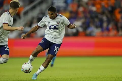 D c united