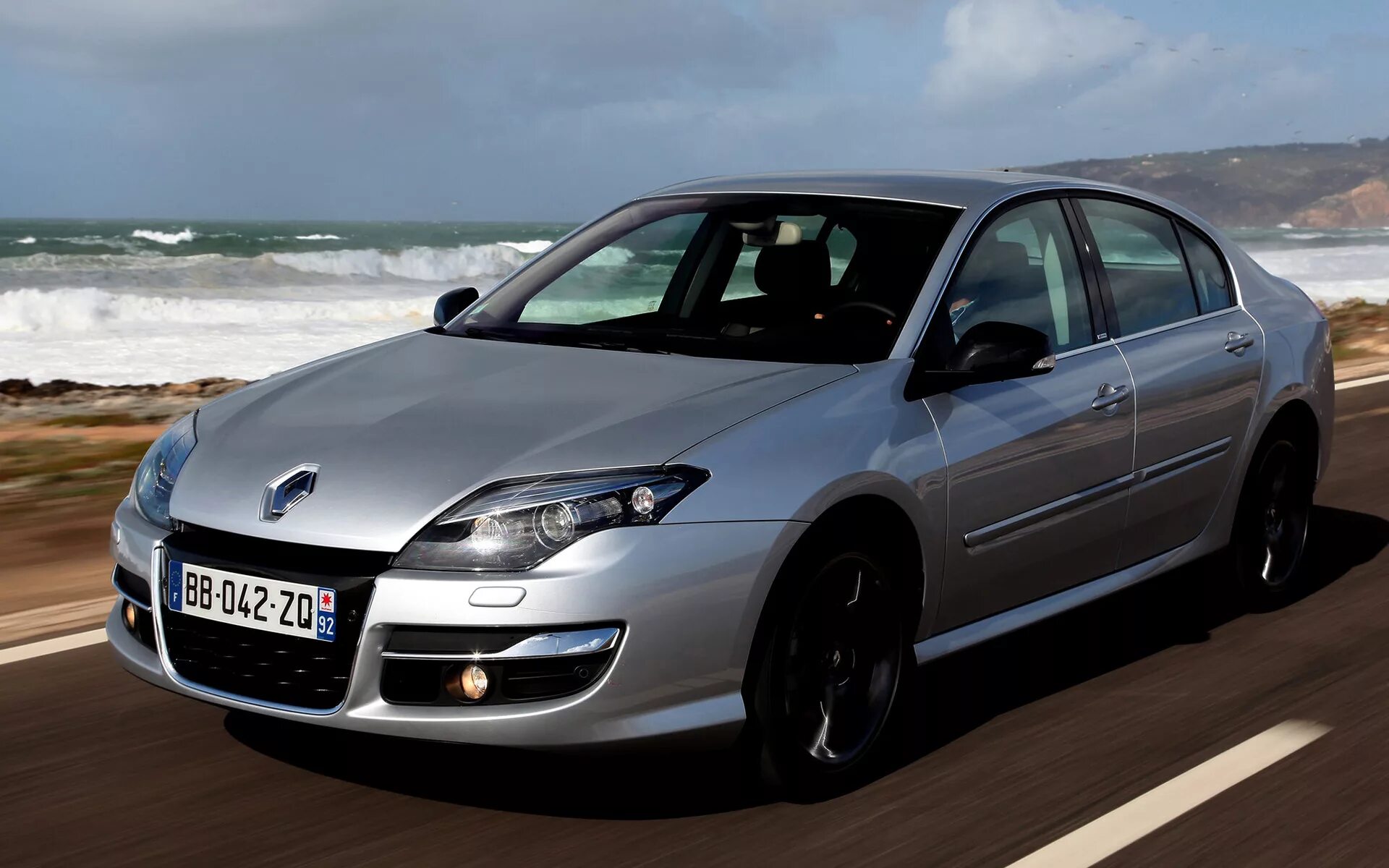 Renault laguna купить. Renault Laguna 3. Renault Laguna III 2007. Renault Laguna III 2007 – 2012. Рено Laguna 3.