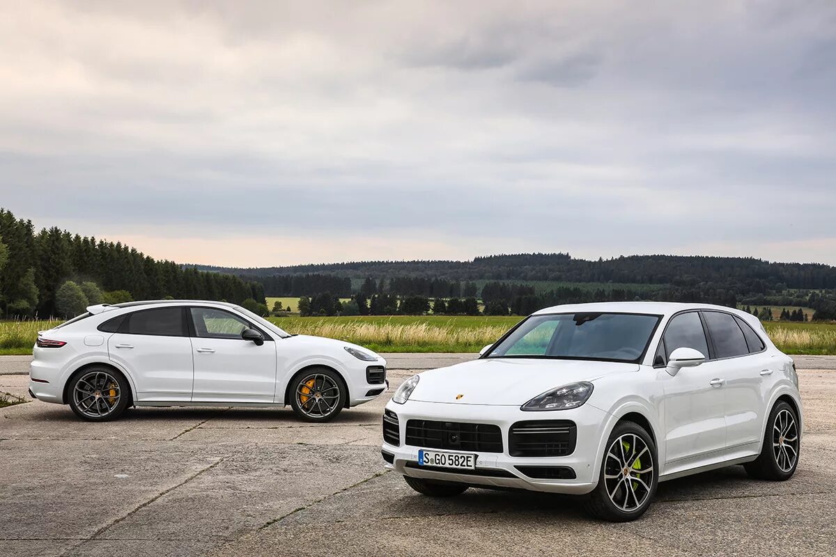 Cayenne turbo e hybrid. Порше кайен турбо s. porsche cayenne coupe e-hybrid. porsche cayenne coupe turbo s e-hybrid. porsche cayenne turbo s e-hybrid 2019.
