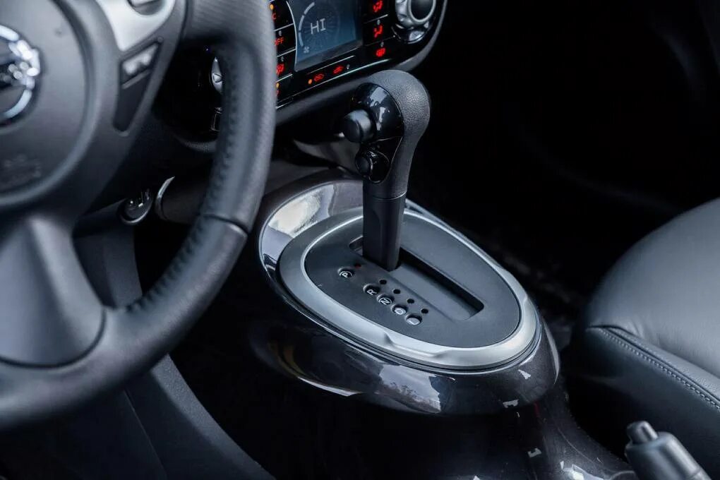 Вариатор на жуке. Вариатор nissan juke. коробка передач ниссан жук. cvt акпп nissan juke. ниссан жук вариатор салон.