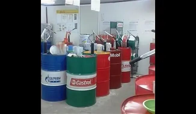 Масло mobil univis hvi 26 208л. Бочки моторного масла. Vitex масло бочка. Ngn cvt 1304 на разлив. Автомасла на разлив.